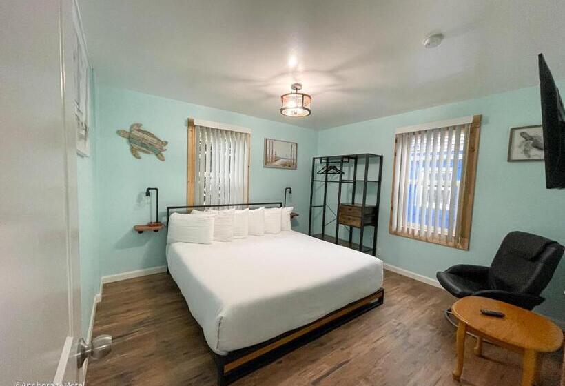 מיטת קינג בסוויטה, The Anchorage Motel