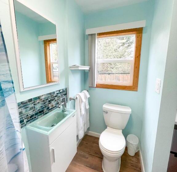 סוויטת ג'וניור, The Anchorage Motel