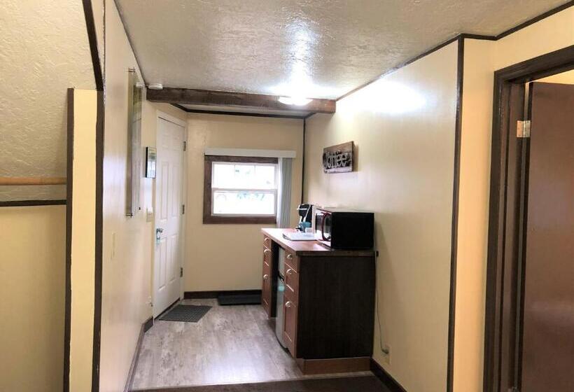 חדר פרמיום, The Anchorage Motel