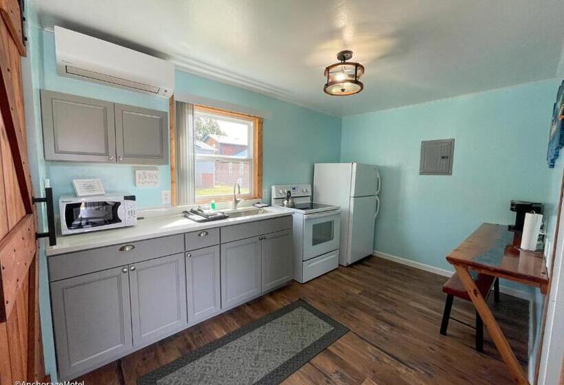 חדר דלוקס עם מיטת קינג, The Anchorage Motel