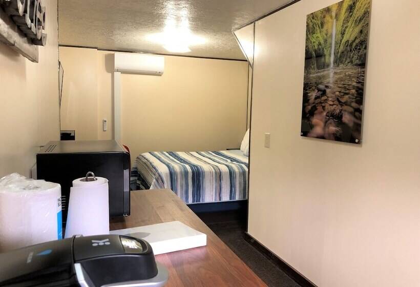 חדר פרמיום, The Anchorage Motel