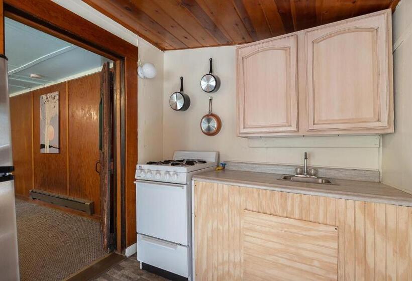 Номер Deluxe, Harney Camp Cabins