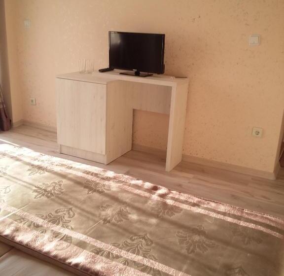 اتاق استاندارد با بالکن, Guest House Adriya