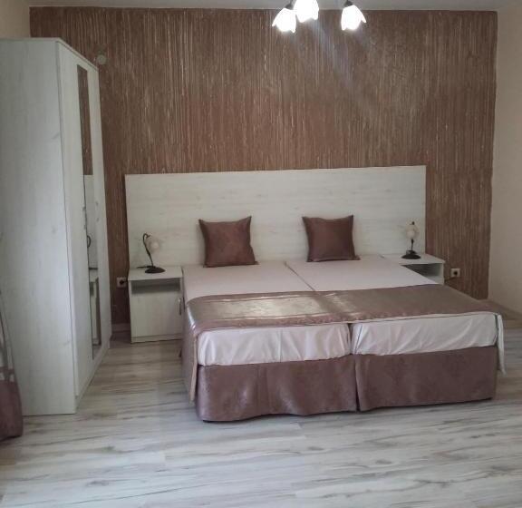 آپارتمان 1 خوابه با بالکن, Guest House Adriya