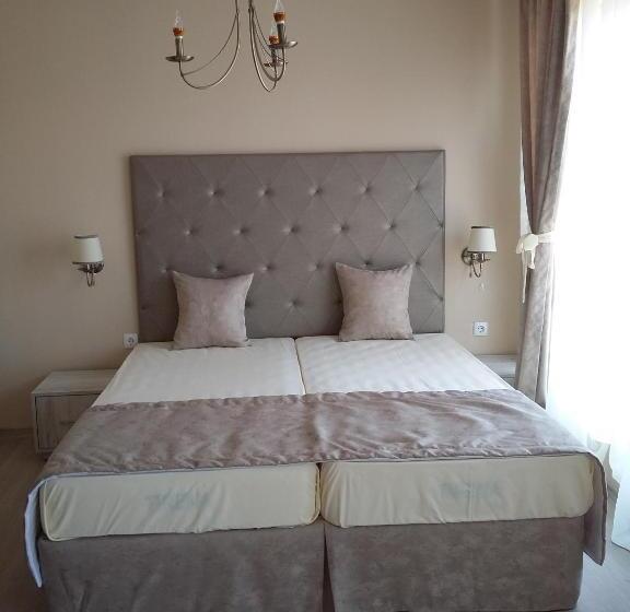 اتاق سه نفره سوپریور با چشمانداز دریا, Guest House Adriya