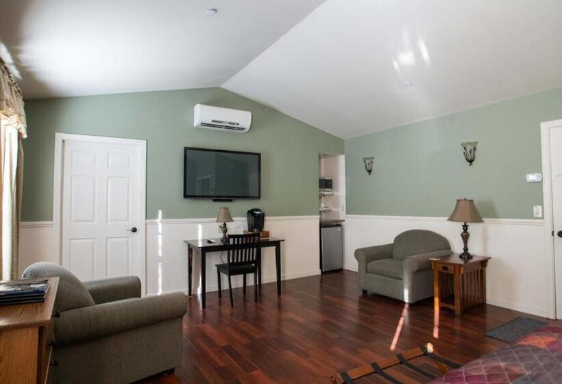 스탠다드 룸 킹사이즈 침대, Swift River Suites