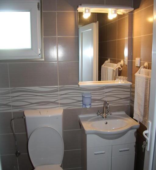 اتاق استاندارد, Vržina Farm House Skadar Lake