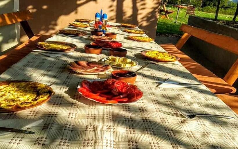 اتاق استاندارد, Vržina Farm House Skadar Lake