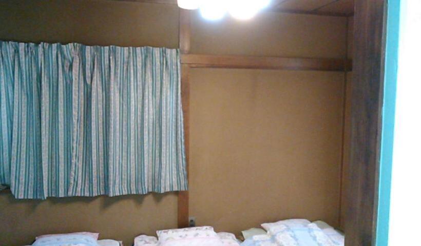 חדר אקונומי, Cherry House Is Direct To Narita,haneda Ap, Disney, Asakusa, Skytree Tower, Tokyo