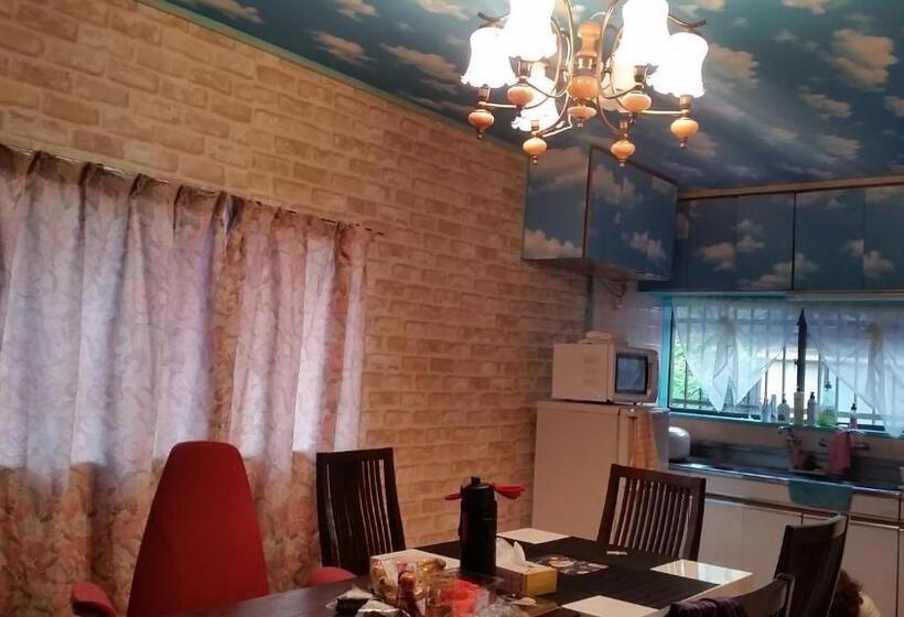 חדר אקונומי, Cherry House Is Direct To Narita,haneda Ap, Disney, Asakusa, Skytree Tower, Tokyo