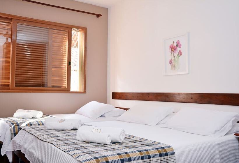 Quarto Triplo Estandar, Pousada Oasis Teresopolis