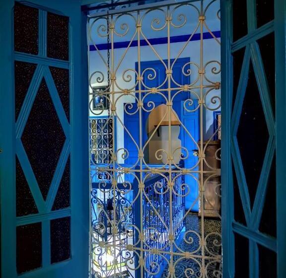 Номер Стандарт, Riad Nerja