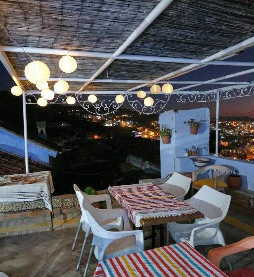 Номер Стандарт, Riad Nerja