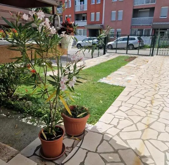 آپارتمان 1 خوابه, Guesthouse Irac