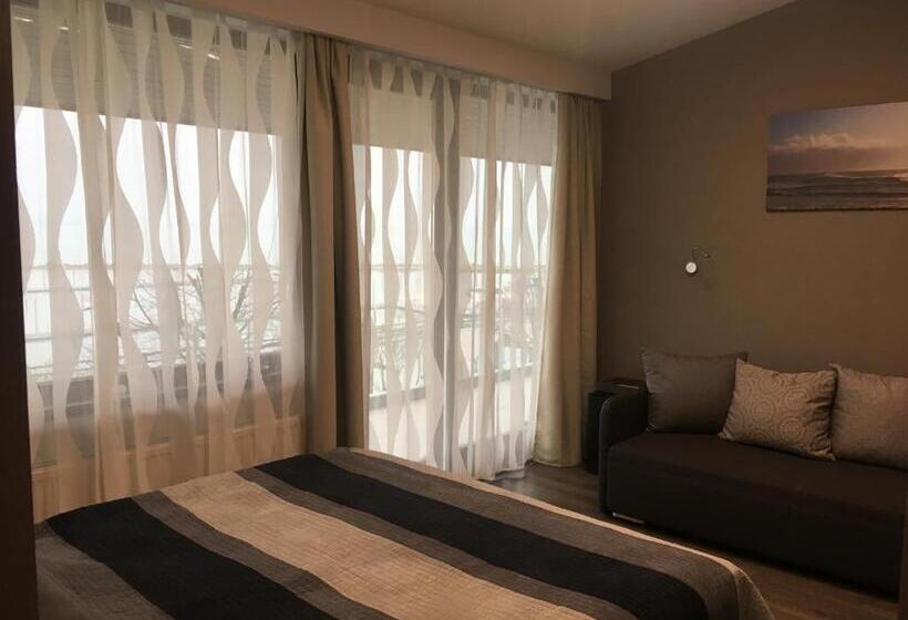 חדר סטנדרט נוף לאגם, Calypso Lakeside Rooms & Lux Apartments