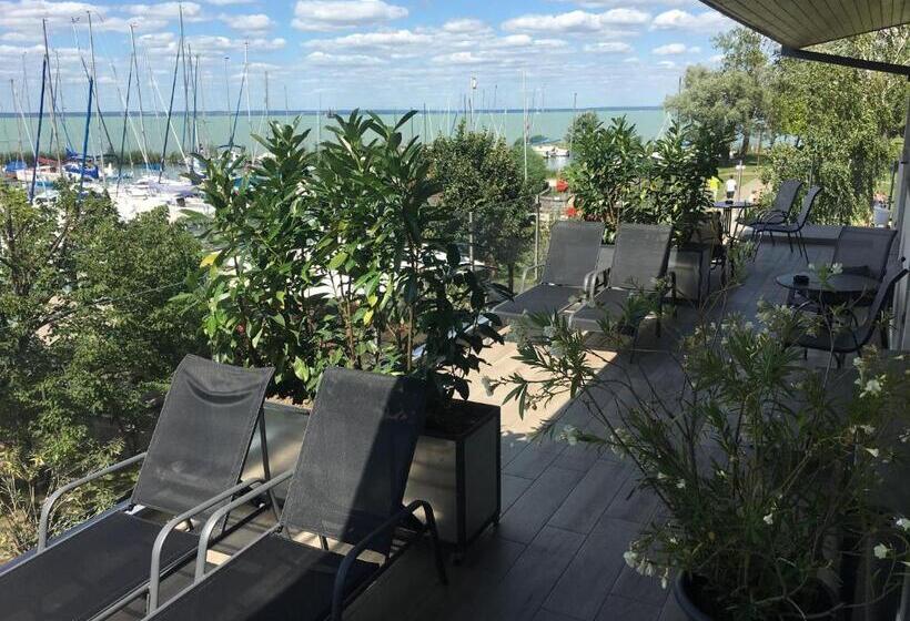 חדר סטנדרט נוף לאגם, Calypso Lakeside Rooms & Lux Apartments