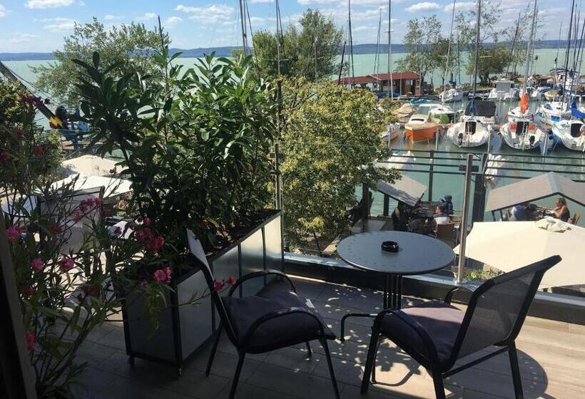 חדר סטנדרט נוף לאגם, Calypso Lakeside Rooms & Lux Apartments