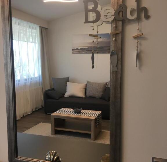 חדר משפחתי דלוקס, Calypso Lakeside Rooms & Lux Apartments