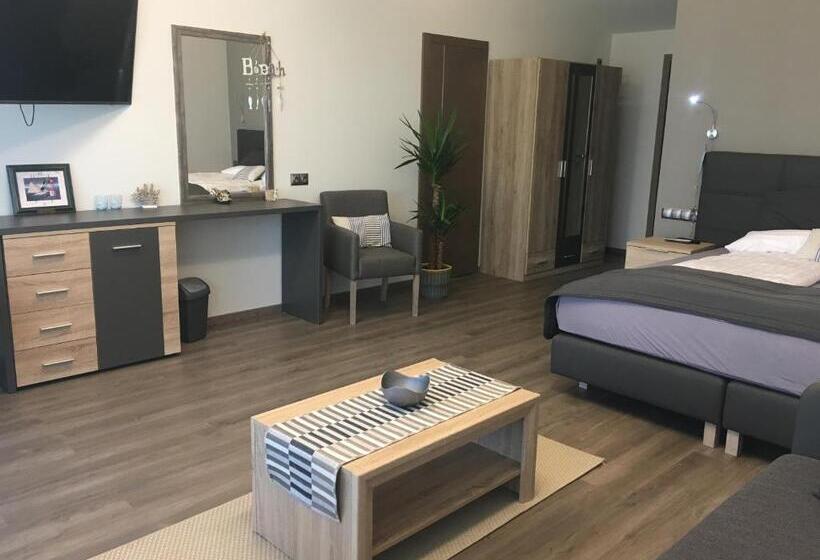 חדר משפחתי דלוקס, Calypso Lakeside Rooms & Lux Apartments