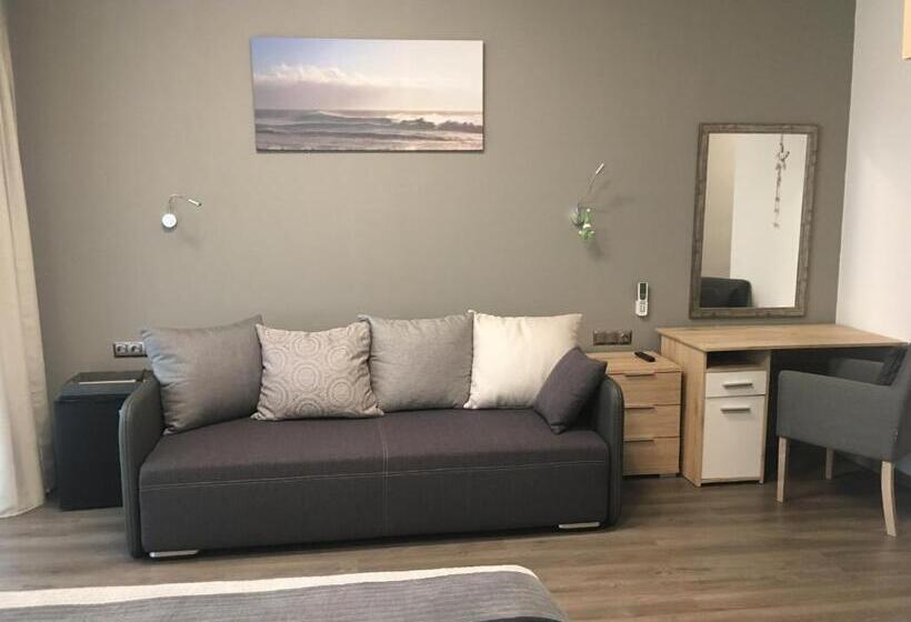 חדר סטנדרט נוף לאגם, Calypso Lakeside Rooms & Lux Apartments