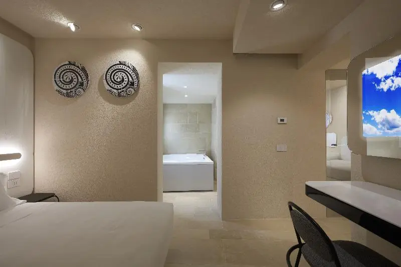 キングサイズベッドのデラックスルーム, Motel 6 san Bernardino, Ca  Downtown