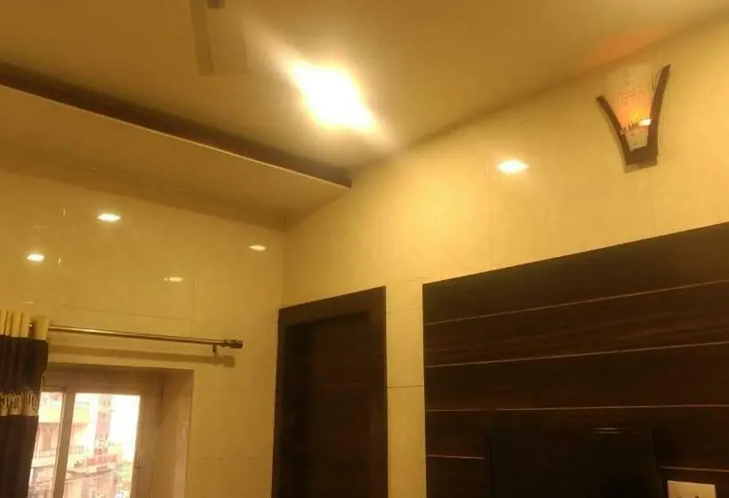 Chambre Deluxe, Ashiyana Inn