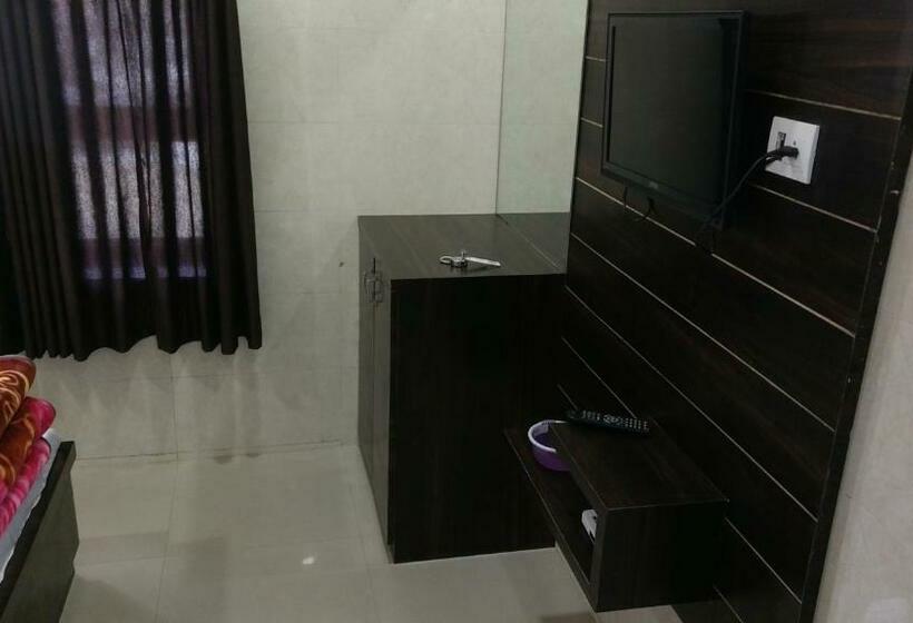 Chambre Deluxe, Ashiyana Inn