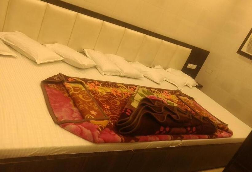 Chambre Familiale Deluxe, Ashiyana Inn