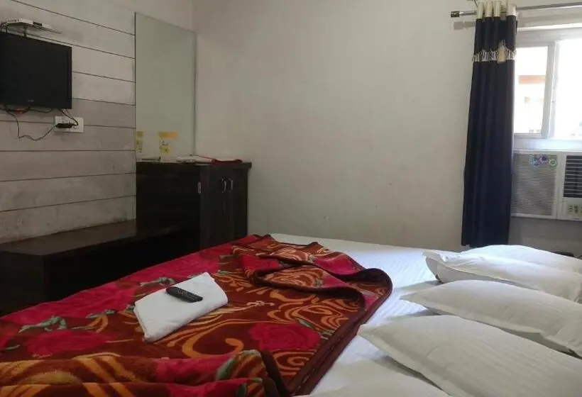 Chambre Quadruple Deluxe, Ashiyana Inn