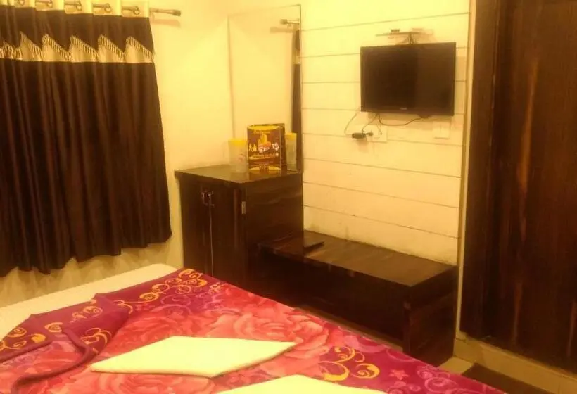 Chambre Quadruple Deluxe, Ashiyana Inn