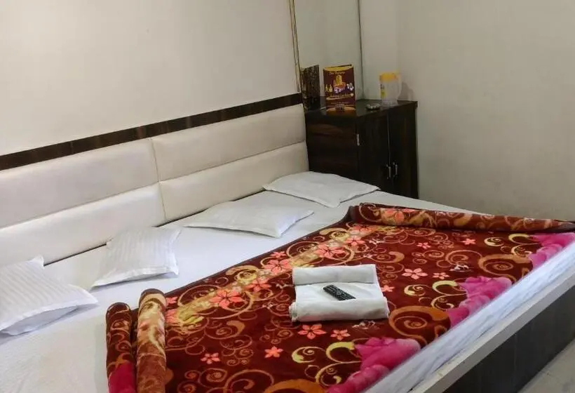 Chambre Quadruple Deluxe, Ashiyana Inn