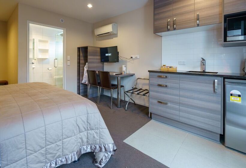 סטודיו דלוקס, Apartments 118