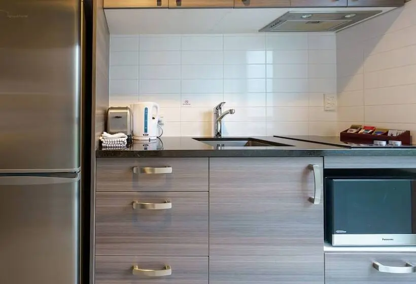 استودیوی لوکس, Apartments 118