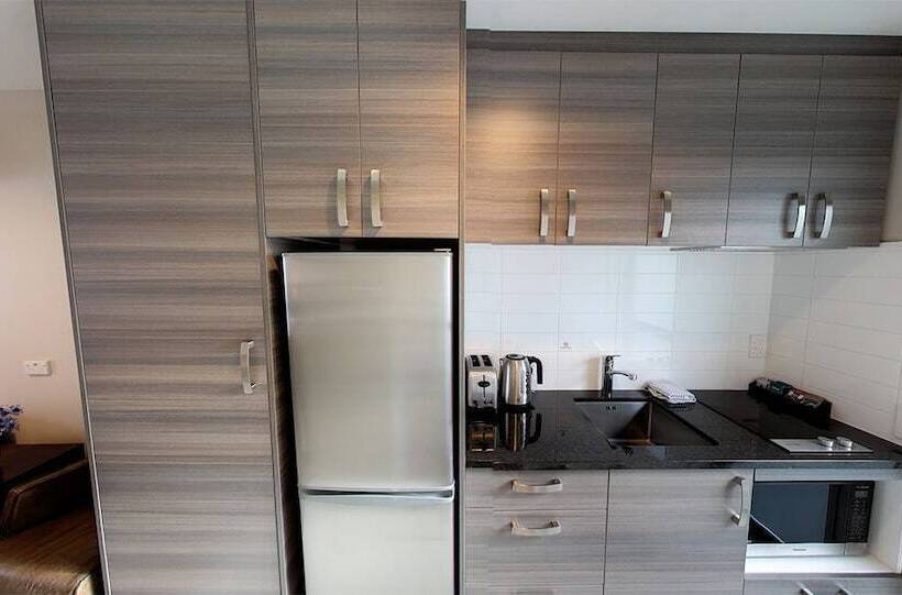 סטודיו דלוקס, Apartments 118