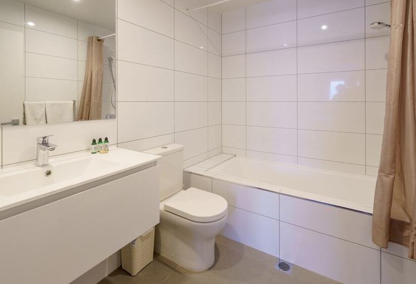Апартаменты Deluxe 2 Спальни, Apartments 118
