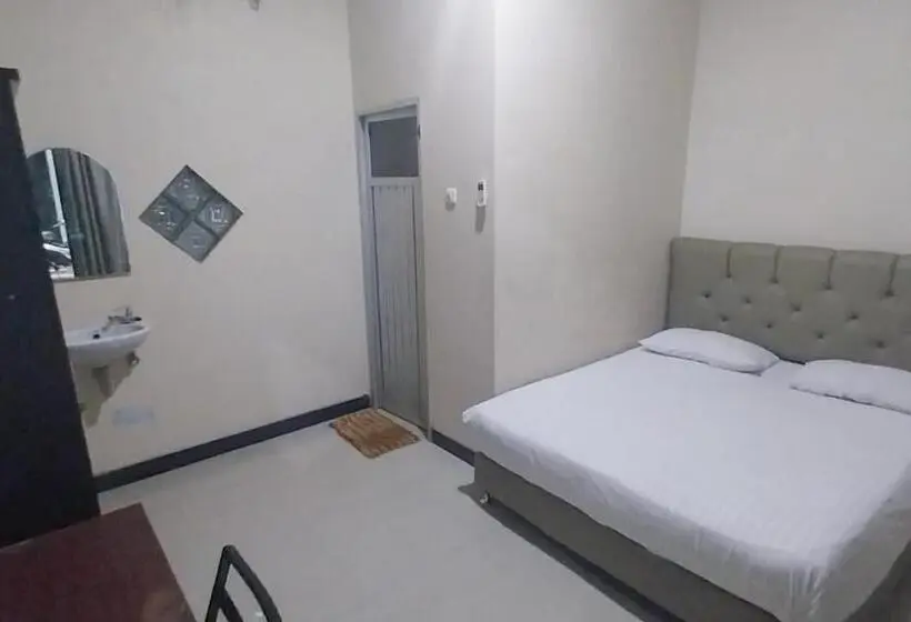 スタンダードルーム, Wisma Merdeka Syariah Redpartner