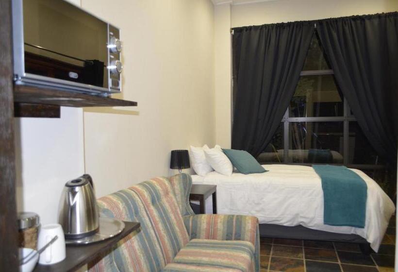 Chalet met 1 Slaapkamer, Birrea Guest House