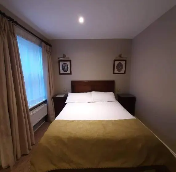 اتاق لوکس یک تخته, Jbs Bar & Guest Accommodation