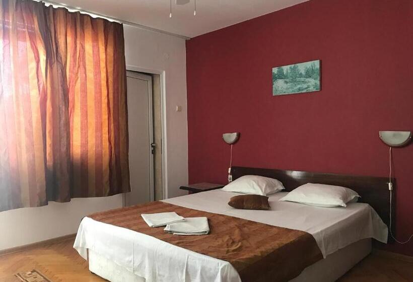 اتاق استاندارد, Kavakka