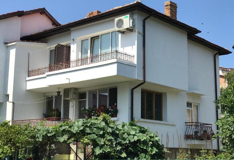 اتاق استاندارد, Kavakka