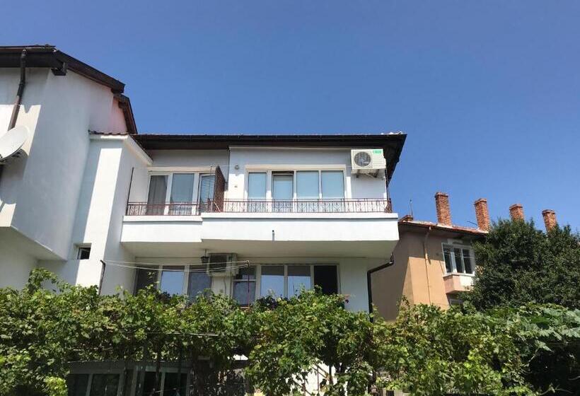 اتاق استاندارد, Kavakka