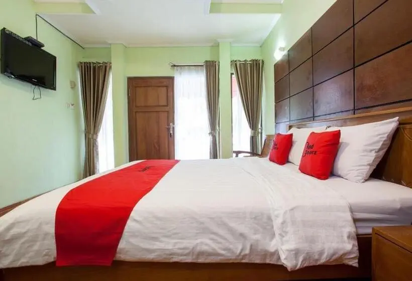エコノミールーム, Reddoorz Near Juanda International Airport