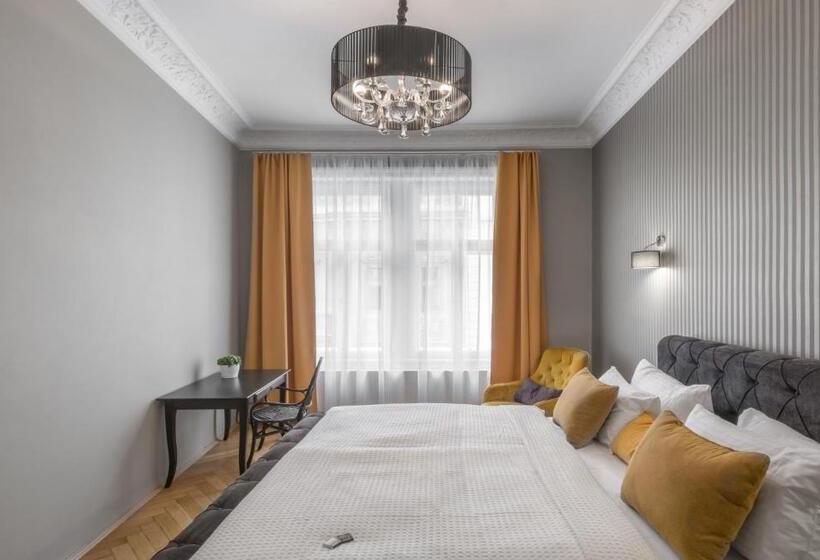 Apartamento 2 Dormitórios, Mordecai Twelve Apartments By Prague Residences