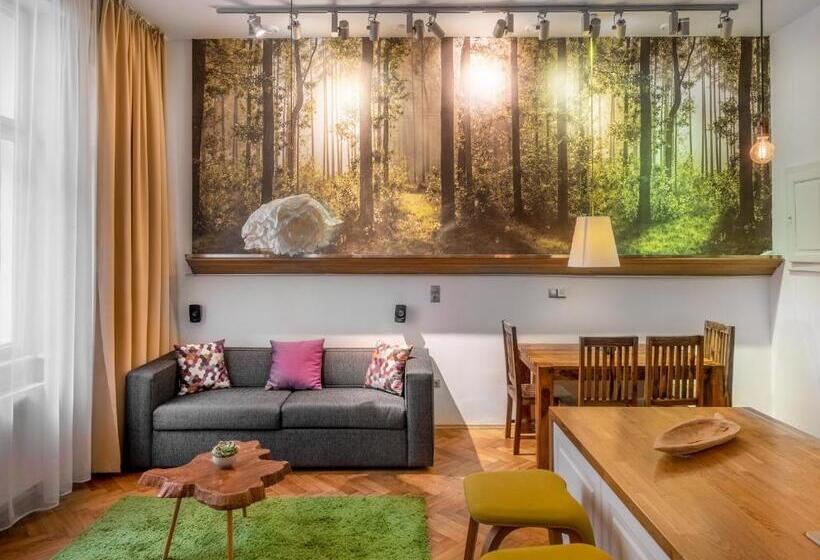 آپارتمان 2 خوابه, Mordecai Twelve Apartments By Prague Residences