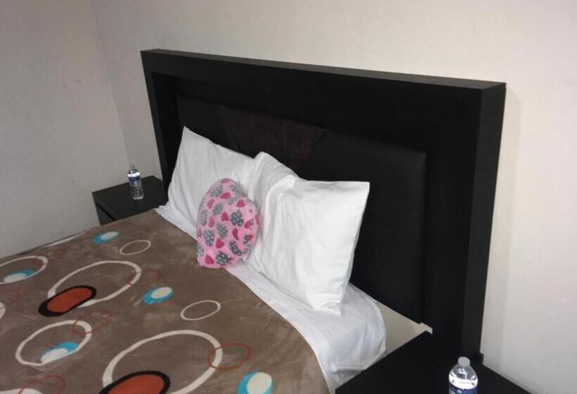 חדר לארבעה סטנדרטי עם נוף לגינה, Coatlicue