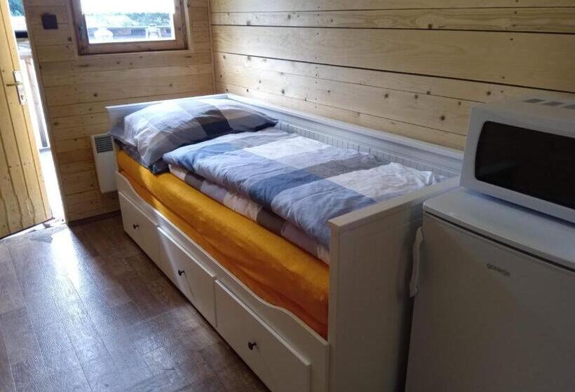 Pokój Czteroosobowy Standard, Chata Restart