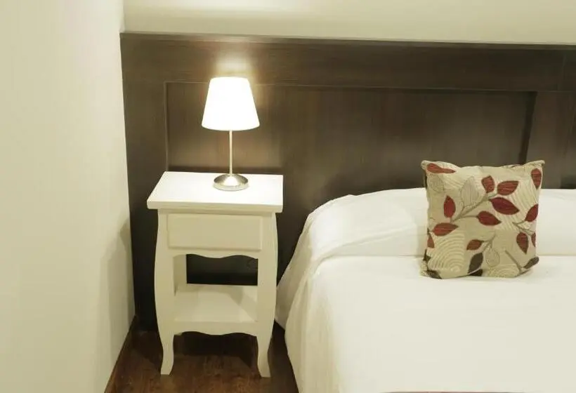 استودیوی استاندارد, Links Apart