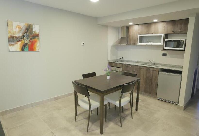 スタンダードスタジオ, Links Apart