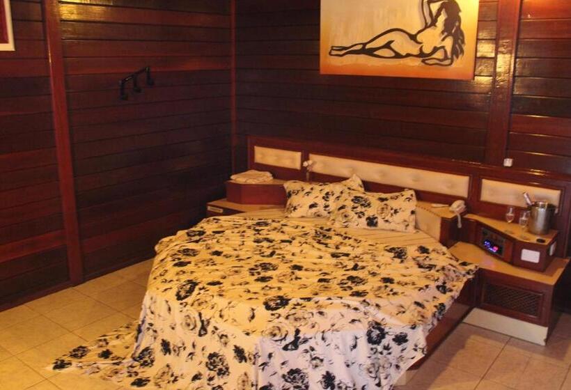 Шале 1 Спальня, Motel Paradise