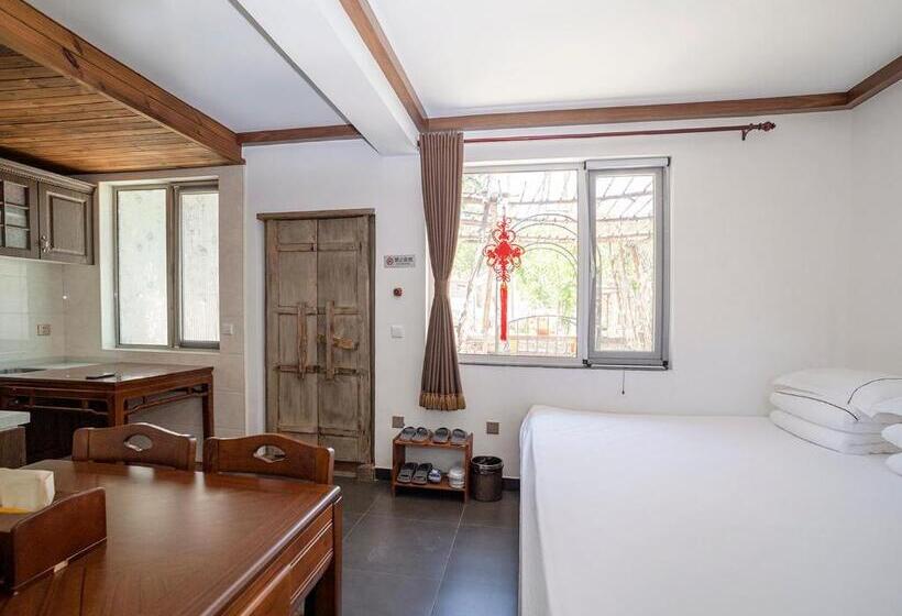 キングサイドベッドのスタンダードワンルーム, Dong Li Guest House